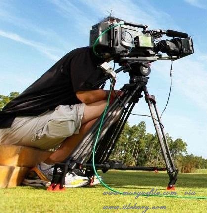 A man Filming